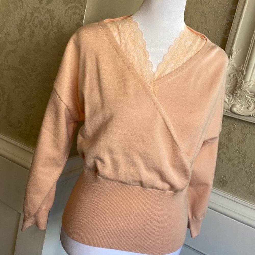 NWOT Venus Light Pink Sweater Size S